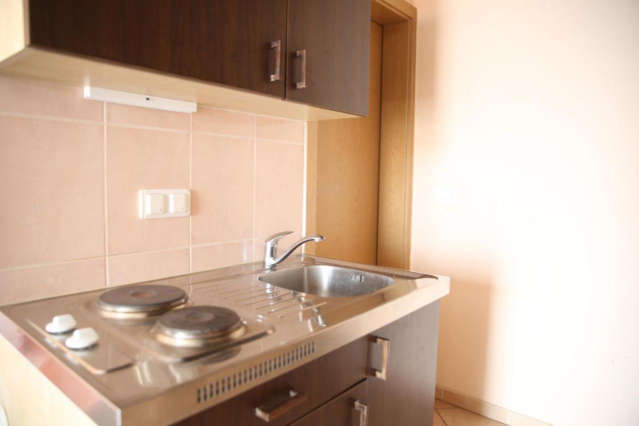 Villa Mit Whirlpool Fuer 32 Per Crikvenica Luaran gambar